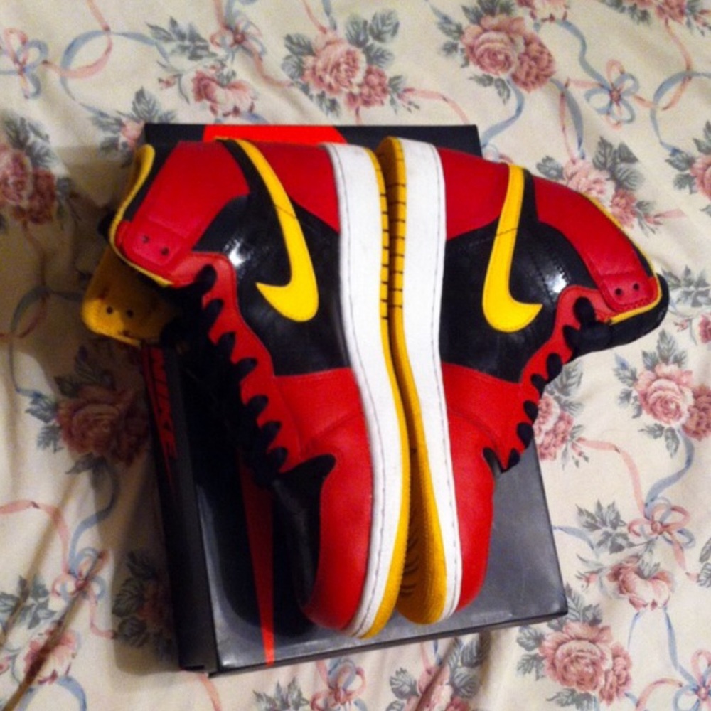 Jordan 1’s - Picture 2 of 6